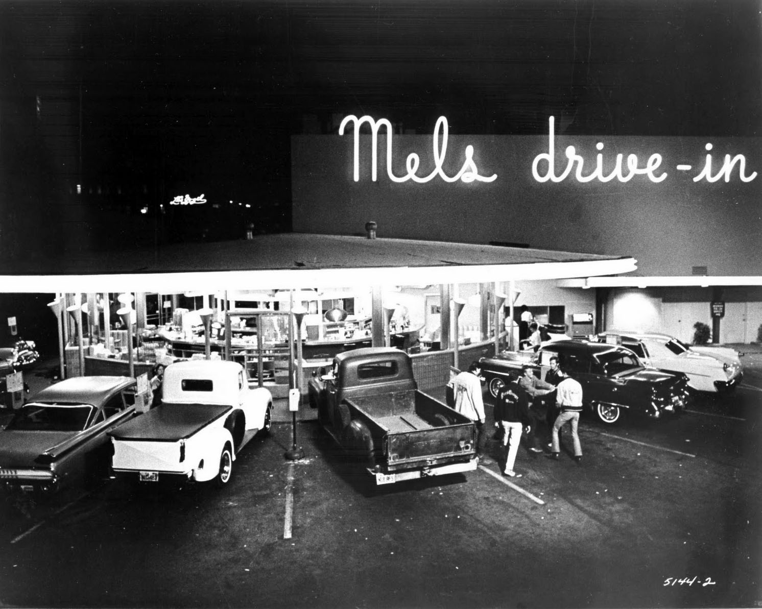 Film American Graffiti and Mel's DriveIn Restaurant Ultra Swank